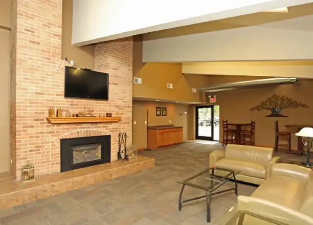 Photo of 405 Moorland Rd, Madison, WI 53713