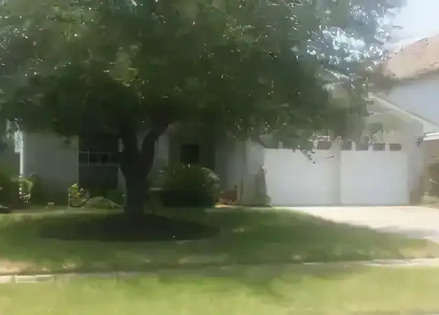 Property at 12315 Wright Oaks Dr, Houston, TX, 77014, 3 beds, 2 baths, [object Object]