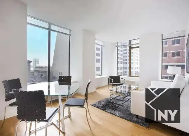 Property at 126 Pearl St Unit 10F, New York, NY, 10005, 3 beds, 1 bath, [object Object]