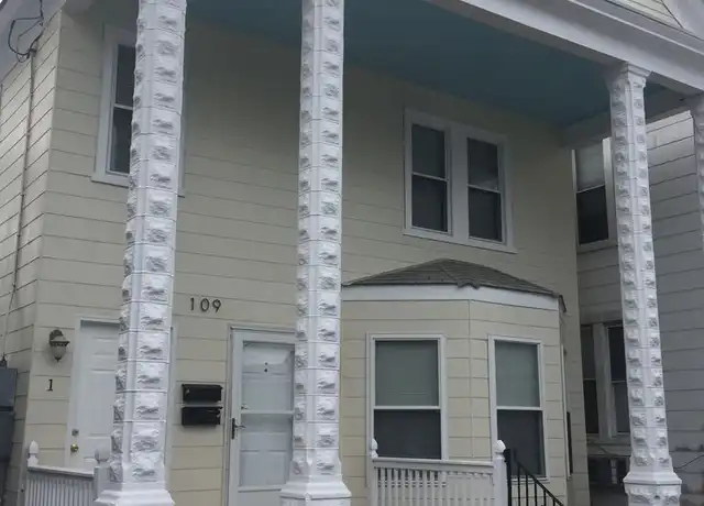 Property at 109 E 39th St Unit 02, Norfolk, VA, 23504, 1 bed, 1 bath, [object Object]