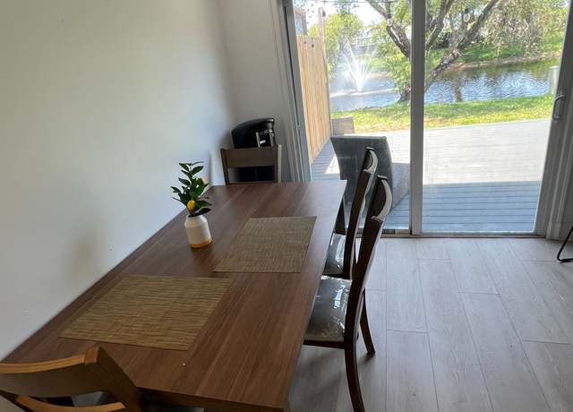 Photo of 211 Old English Dr, Jupiter, FL 33458