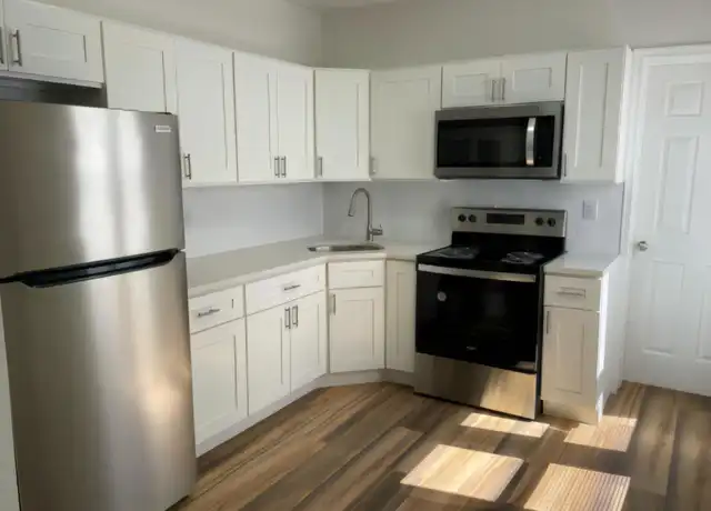 Property at 4448 N 19th St, Philadelphia, PA, 19140, 4 beds, 1 bath, [object Object]