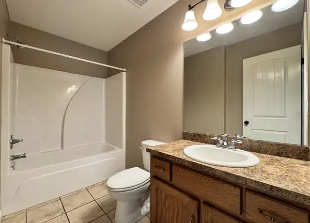 Property at 76 Lee Rd, Phenix City, AL, 36870, 3 beds, 2 baths, [object Object]