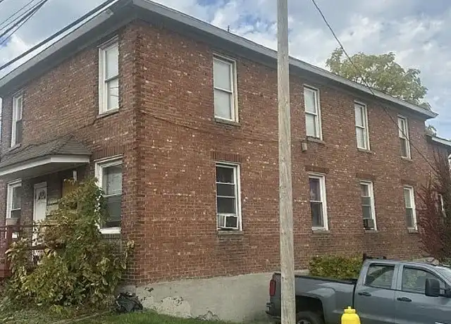 Property at 106 William St, Syracuse, NY, 13209, 1 bed, 1 bath, [object Object]