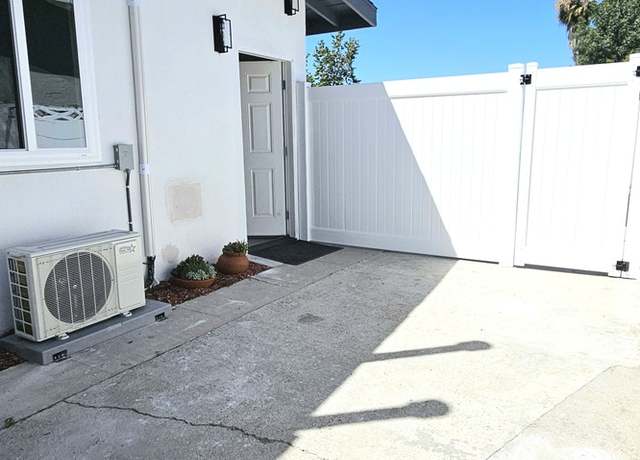 Photo of 14706 San Feliciano Dr, La Mirada, CA 90638