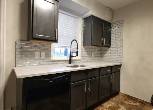Property at 1019 Sanford Ave, Saint Louis, MO, 63139, 2 beds, 1 bath, [object Object]