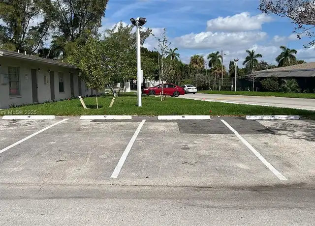Property at 550 NE 44th St Unit M2, Pompano Beach, FL, 33064, 2 beds, 1 bath, [object Object]