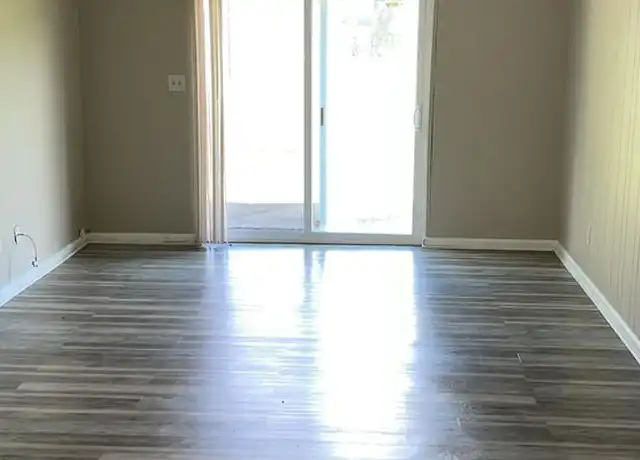 Property at 2325 W Pensacola St Unit p2325 140, Tallahassee, FL, 32304, 2 beds, 1.5 baths, [object Object]