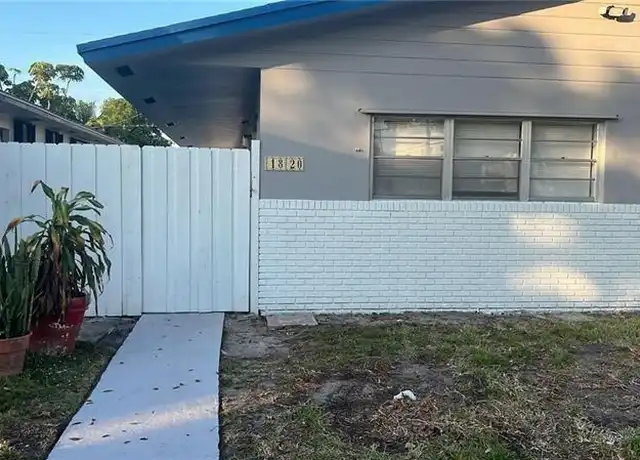Property at 18 SW 5th St #20, Hallandale Beach, FL, 33009, 2 beds, 2 baths, [object Object]