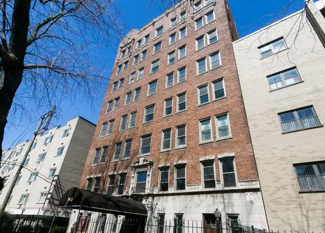 Property at 935 W Winona St Unit 504, Chicago, IL, 60640, 1 bed, 1 bath, [object Object]