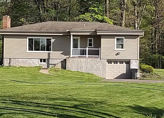 Property at 8608 Peters Rd, Cranberry Township, PA, 16066, 3 beds, 2 baths, [object Object]