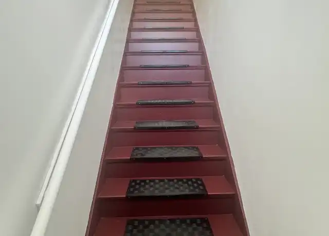 Property at 2820 S Short St Fl Front, Chicago, IL, 60608, 3 beds, 1 bath, [object Object]