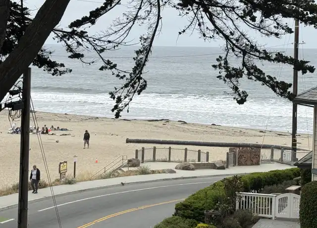 Property at 2693 E Cliff Dr, Santa Cruz, CA, 95062, 2 beds, 1.5 baths, [object Object]