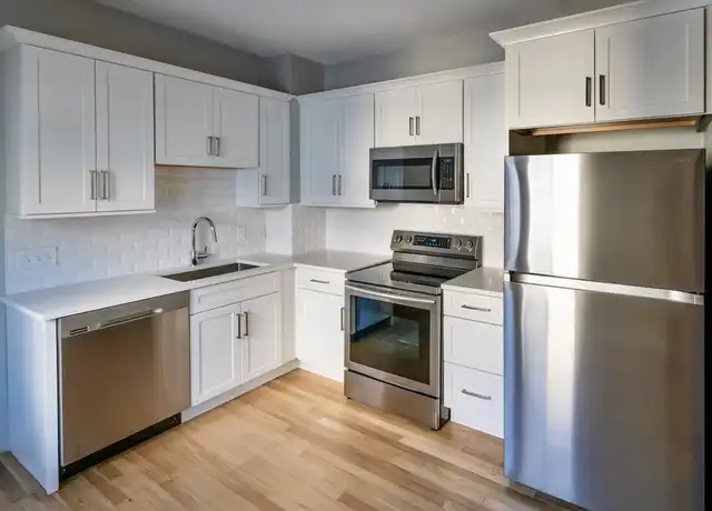 Property at 34 Edison Grn Unit 2, Boston, MA, 02125, 3 beds, 1 bath, [object Object]