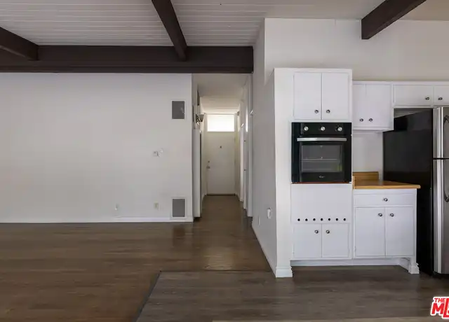 Property at 11133 Rose Ave Unit 10, Los Angeles, CA, 90034, 2 beds, 1 bath, [object Object]