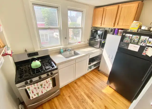 Property at 52 Grant St Unit 52A, Burlington, VT, 05401, 1 bed, 1 bath, [object Object]
