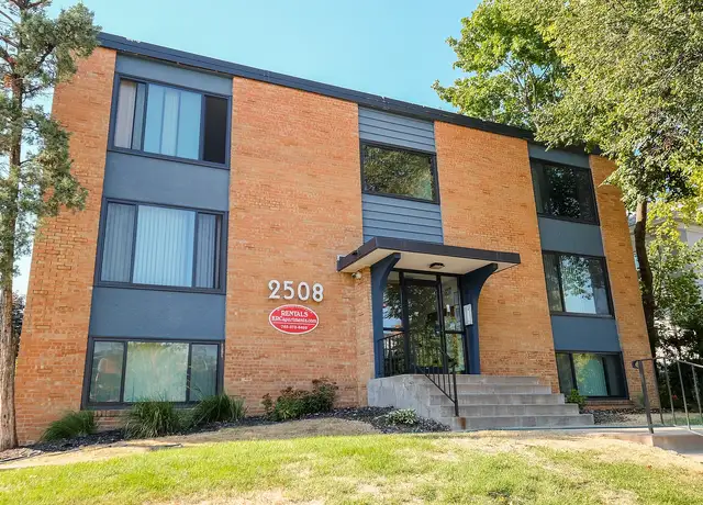 Photo of 2508 Pillsbury Ave S, Minneapolis, MN 55404