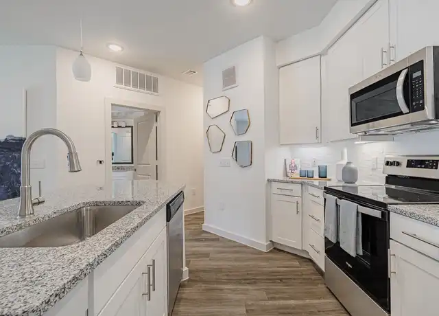 Property at 5688 Gessner Rd Unit WO1, Houston, TX, 77041, 1 bed, 1 bath, [object Object]