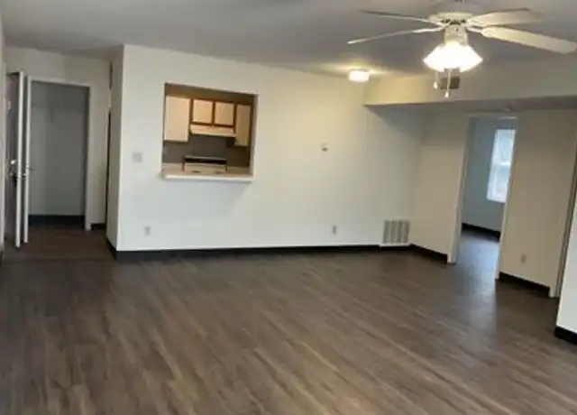 Property at 1490 W Elm Rd Unit 14, Radcliff, KY, 40160, 3 beds, 1 bath, [object Object]