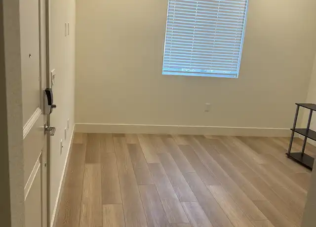 Property at 5545 Oberon Ave, Tracy, CA, 95377, 1 bed, 1 bath, [object Object]