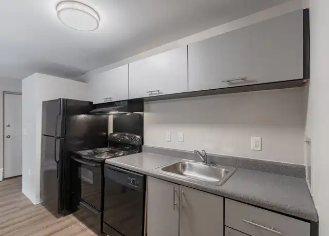 Property at 1903 N Main St Unit 1909-B8, Royal Oak, MI, 48073, 1 bed, 1 bath, [object Object]
