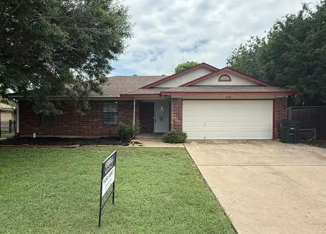 Property at 1510 Nina Dr, Killeen, TX, 76549, 4 beds, 2 baths, [object Object]