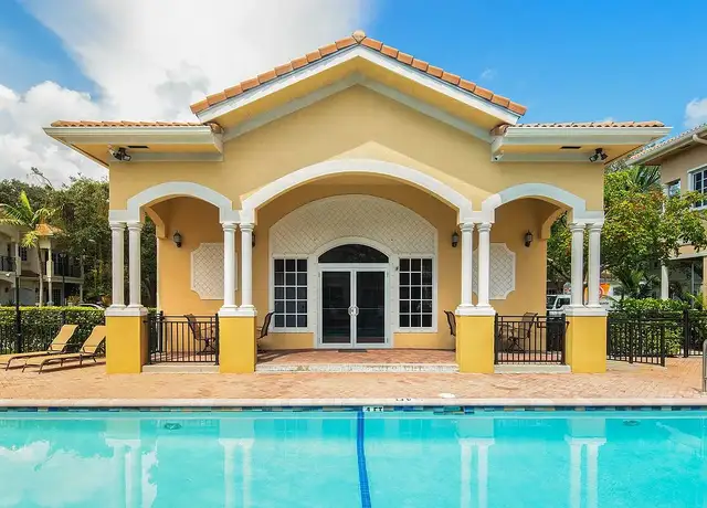 Photo of 3200 Stirling Rd, Hollywood, FL 33021