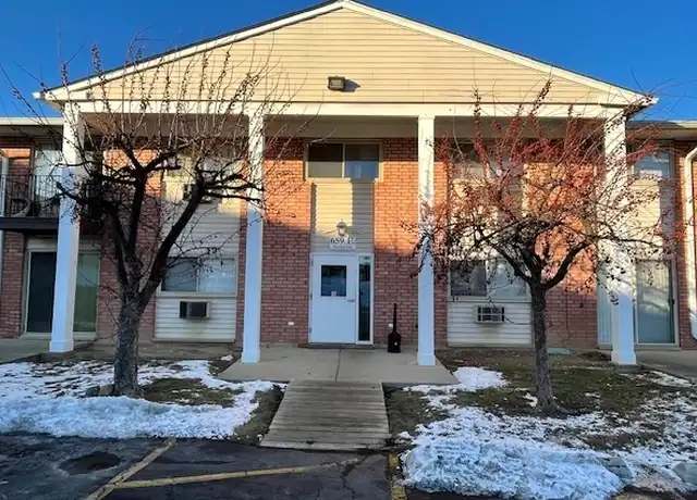 Property at 659 E Fullerton Ave Apt 204, Glendale Heights, IL, 60139, 1 bed, 1 bath, [object Object]