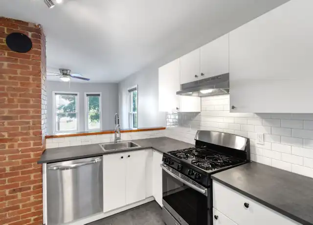 Property at 30 Cooper St Unit 30B, Manchester, CT, 06040, 2 beds, 1 bath, [object Object]
