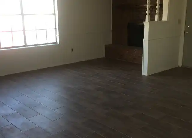 Property at 1015 Sugarloaf Dr Unit 1015, Amarillo, TX, 79110, 3 beds, 2 baths, [object Object]