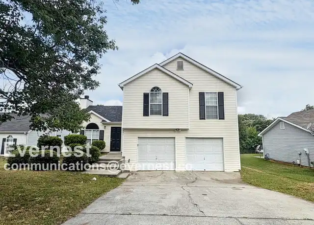 Property at 551 Eagles Crossing Cir, Riverdale, GA, 30274, 3 beds, 2 baths, [object Object]