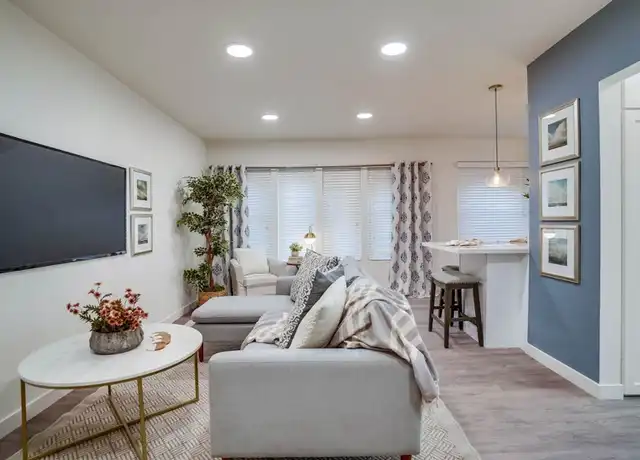 Property at 115 N Eastwood Ave, Inglewood, CA, 90301, 1 bed, 1 bath, [object Object]