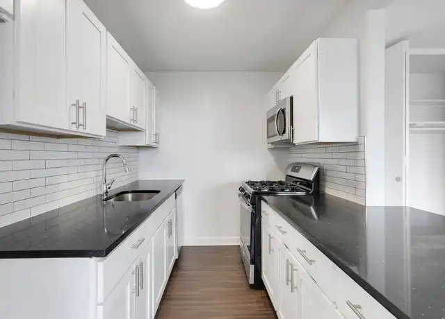 Property at 5005 Seminary Rd, Alexandria, VA, 22311, 2 beds, 1 bath, [object Object]