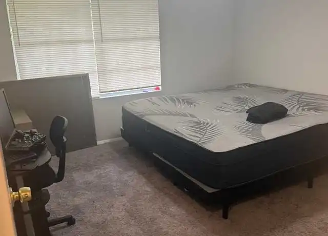 Property at 220 Hickory Trl, Riverdale, GA, 30274, 1 bed, 1 bath, [object Object]