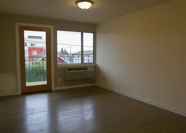 Property at 4431 Evanston Ave N Unit 102, Seattle, WA, 98103, 2 beds, 1 bath, [object Object]