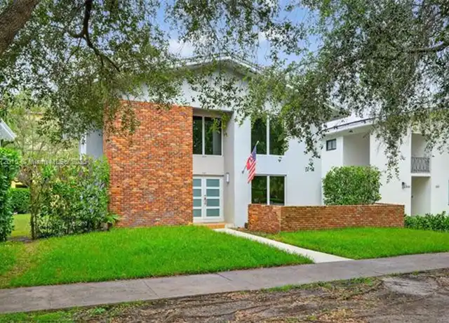 Property at 537 Menendez Ave, Miami, FL, 33146, 2 beds, 2 baths, [object Object]