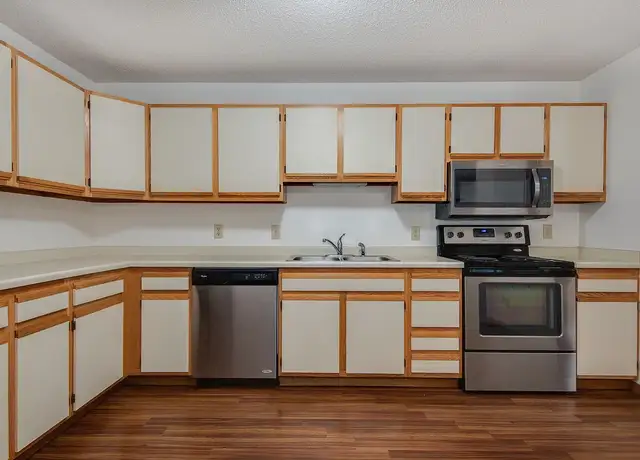 Photo of 5400 Vernon Ave S, Minneapolis, MN 55436