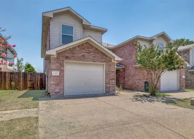 Property at 2326 Kingsway Dr, Arlington, TX, 76012, 3 beds, 2.5 baths, [object Object]