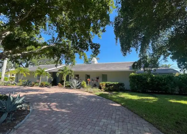 Property at 460 Pheasant Dr, Sarasota, FL, 34236, 4 beds, 4 baths, [object Object]