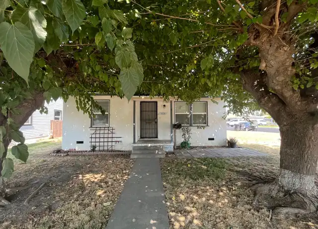 Property at 1000 S Liberty St Unit 1000A, Visalia, CA, 93292, 2 beds, 1 bath, [object Object]