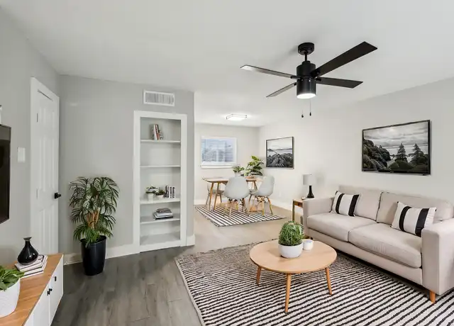 Property at 925 S Waterview Dr, Richardson, TX, 75080, 1 bed, 1 bath, [object Object]