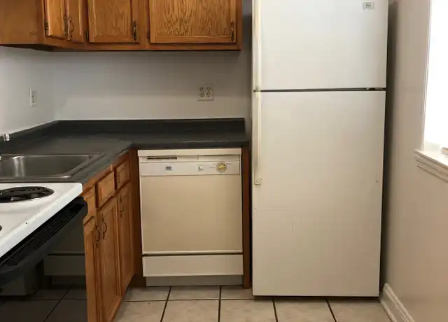 Property at 311 Roane St, Charleston, WV, 25302, 1 bed, 1 bath, [object Object]