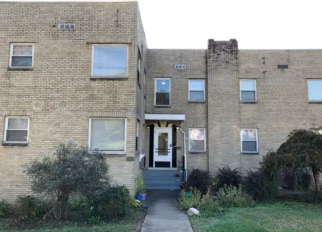 Property at 311 Roane St, Charleston, WV, 25302, 1 bed, 1 bath, [object Object]