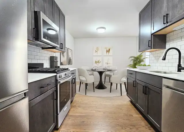Property at 528 W Oakdale Ave, Chicago, IL, 60657, 1 bed, 1 bath, [object Object]