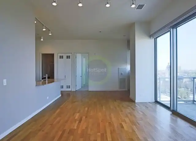 Property at 916 W Huron St, Chicago, IL, 60642, 1 bed, 1 bath, [object Object]