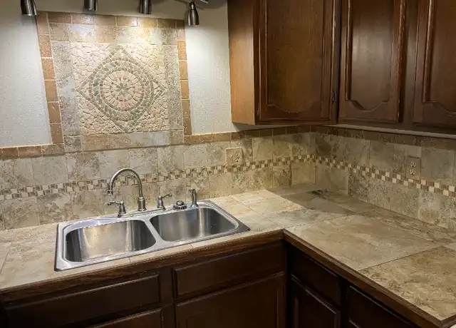 Property at 117 York Rd Unit 3, Edgerton, WI, 53534, 2 beds, 1 bath, [object Object]