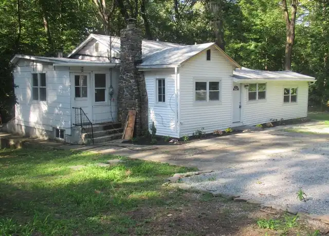 Property at 5 Pt O Pne, Monroe, NY, 10950, 2 beds, 1 bath, [object Object]