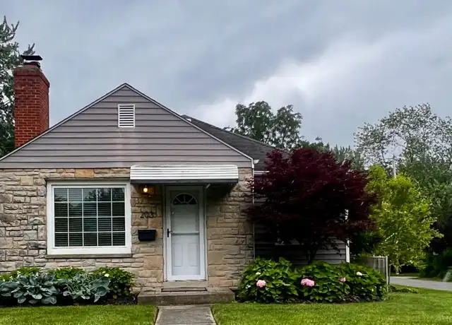 Property at 203 E Jeffrey Pl, Columbus, OH, 43214, 2 beds, 1 bath, [object Object]
