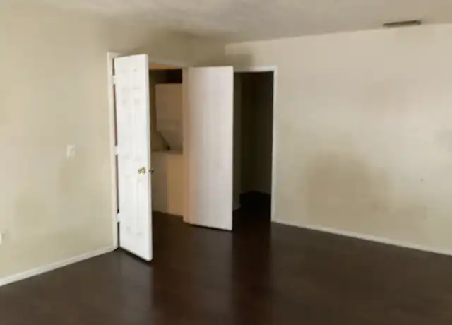 Property at 3929 Dijon Dr Unit 3929L, Orlando, FL, 32808, 2 beds, 2.5 baths, [object Object]