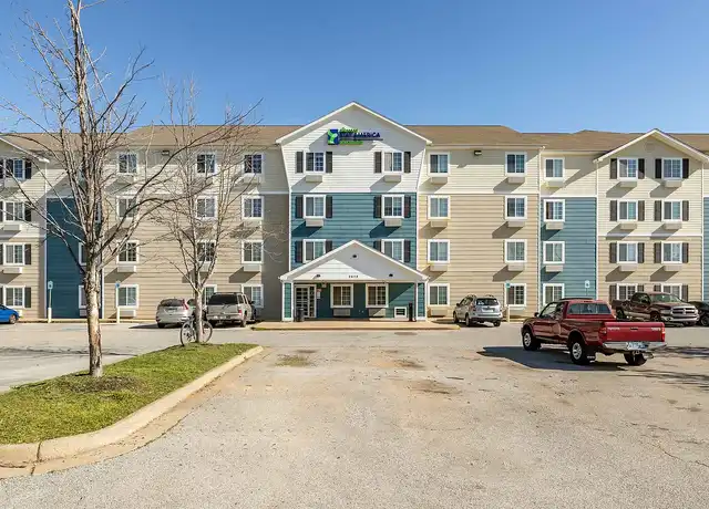 Property at Fayetteville - I-49 - 2638 W Old Farmington Rd, Fayetteville, AR, 72704, 0 beds, 1 bath, [object Object]